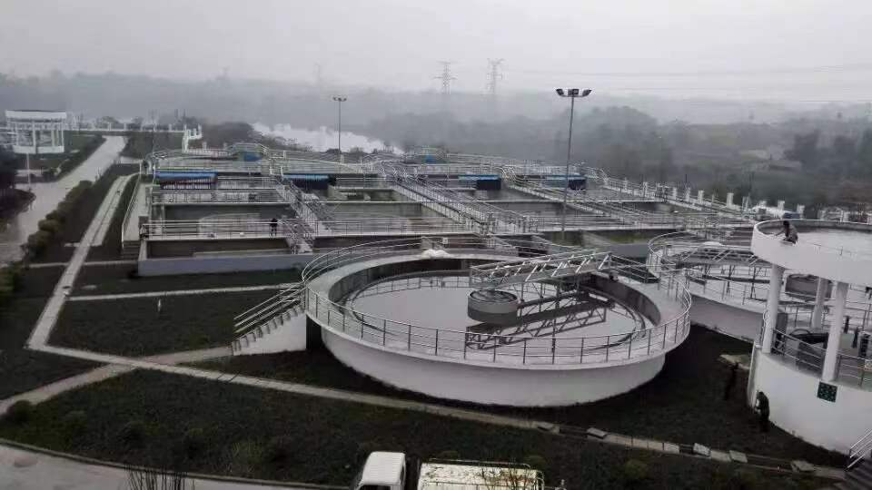 污水处理设备安装实景 
