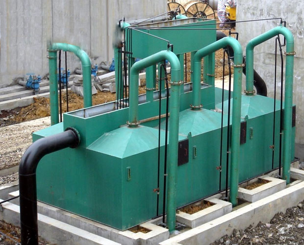 重力式无阀过滤器 